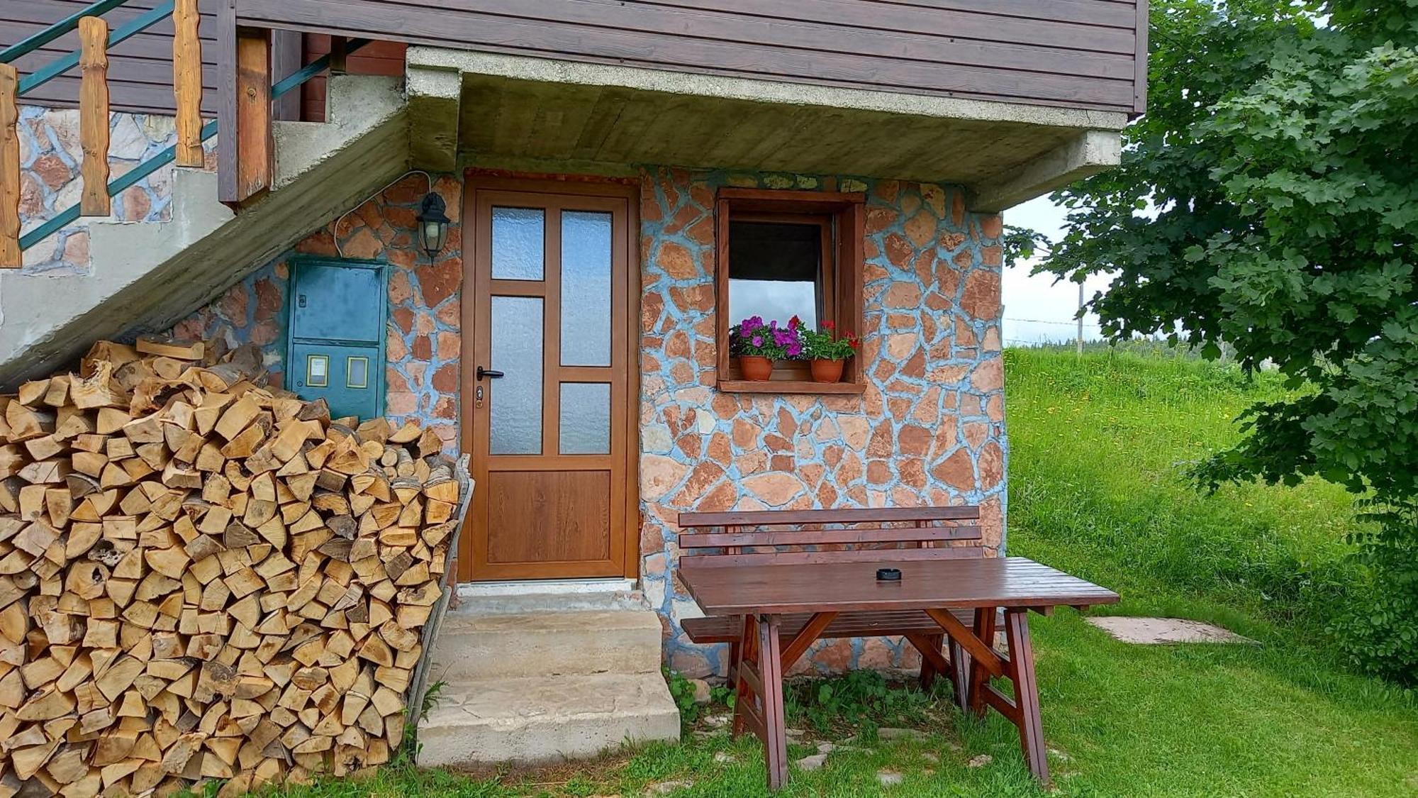 Family Farm Apartments Žabljak Екстериор снимка